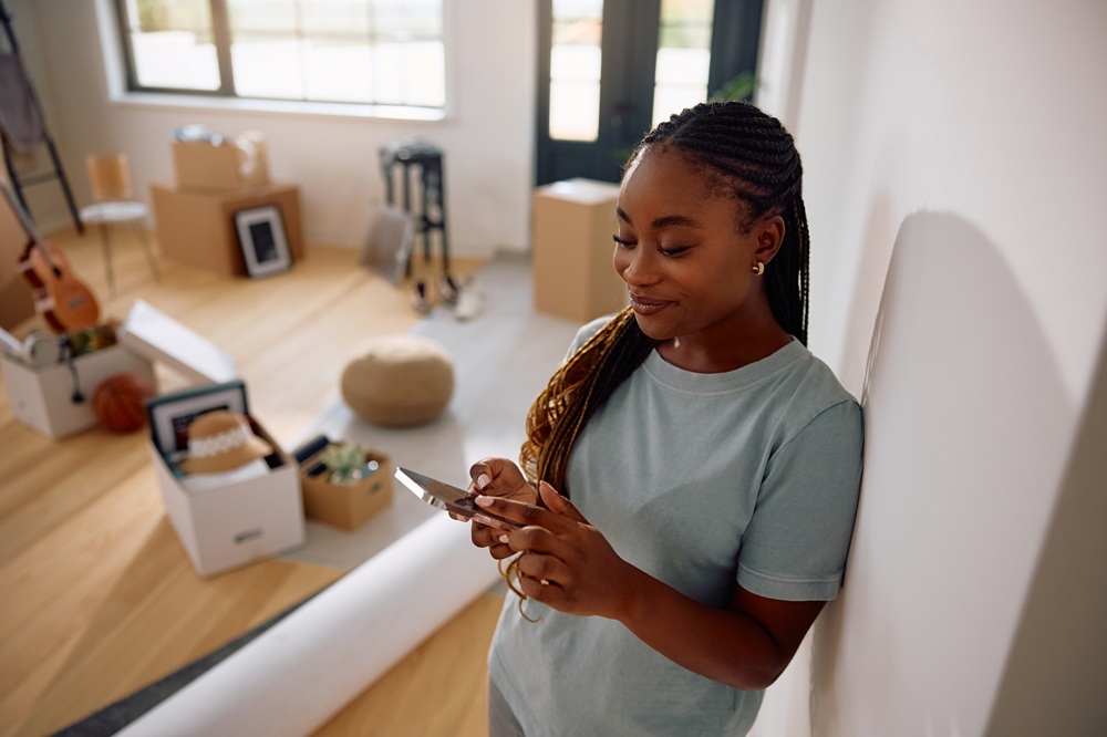 moving to a new home and checking finances